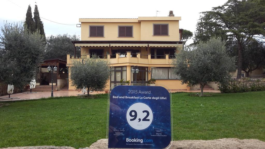 Bed And Breakfast La Corte Degli Ulivi ชิวิตาเวกเกีย ภายนอก รูปภาพ