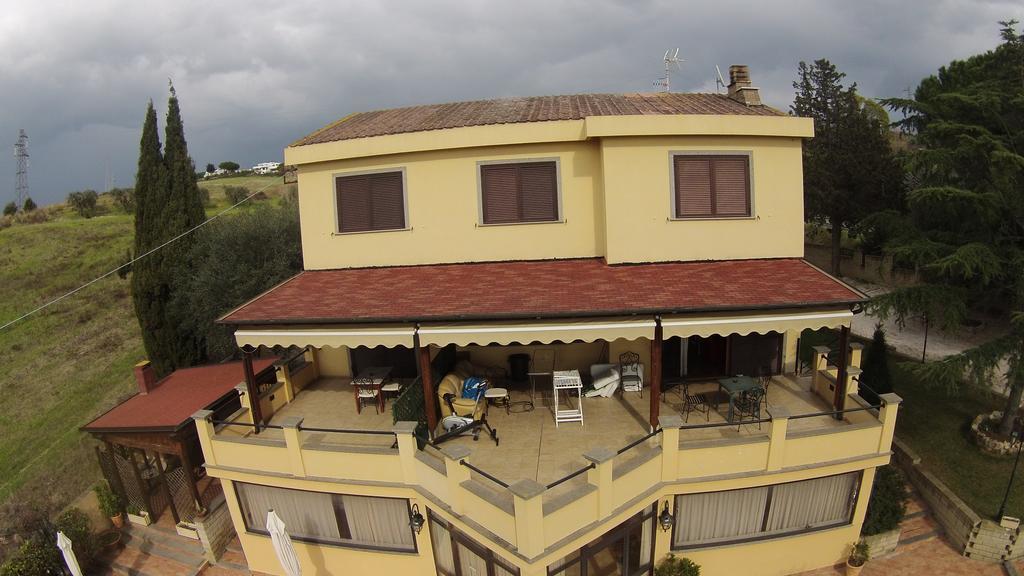 Bed And Breakfast La Corte Degli Ulivi ชิวิตาเวกเกีย ภายนอก รูปภาพ